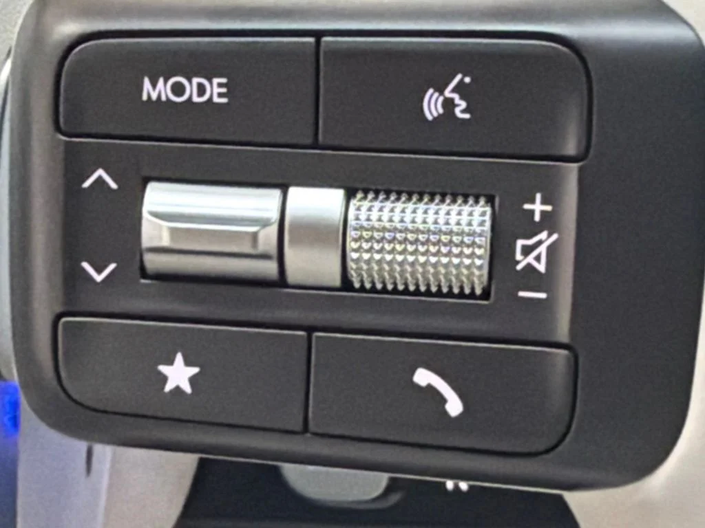 New 2027 Robust Emerald Pearl Hyundai SEL image 21