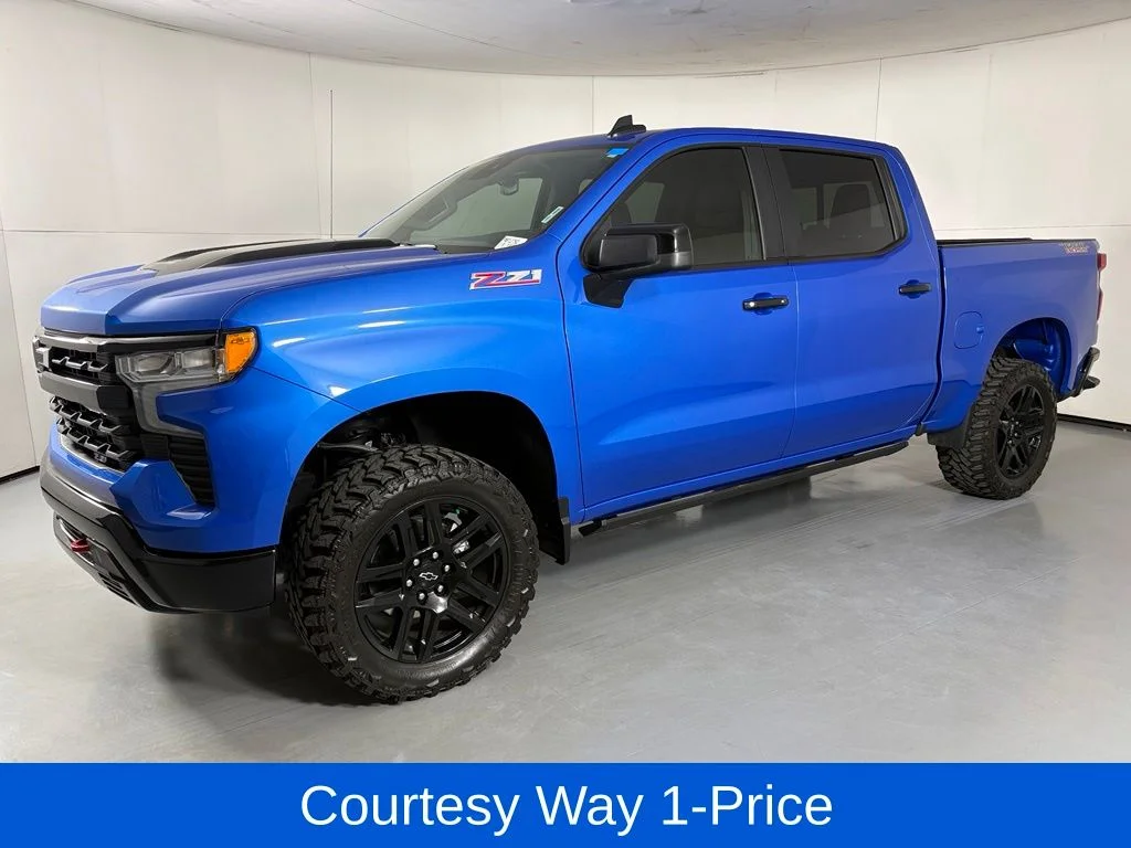 Used 2026 Blue Chevrolet LT Trail Boss image 6