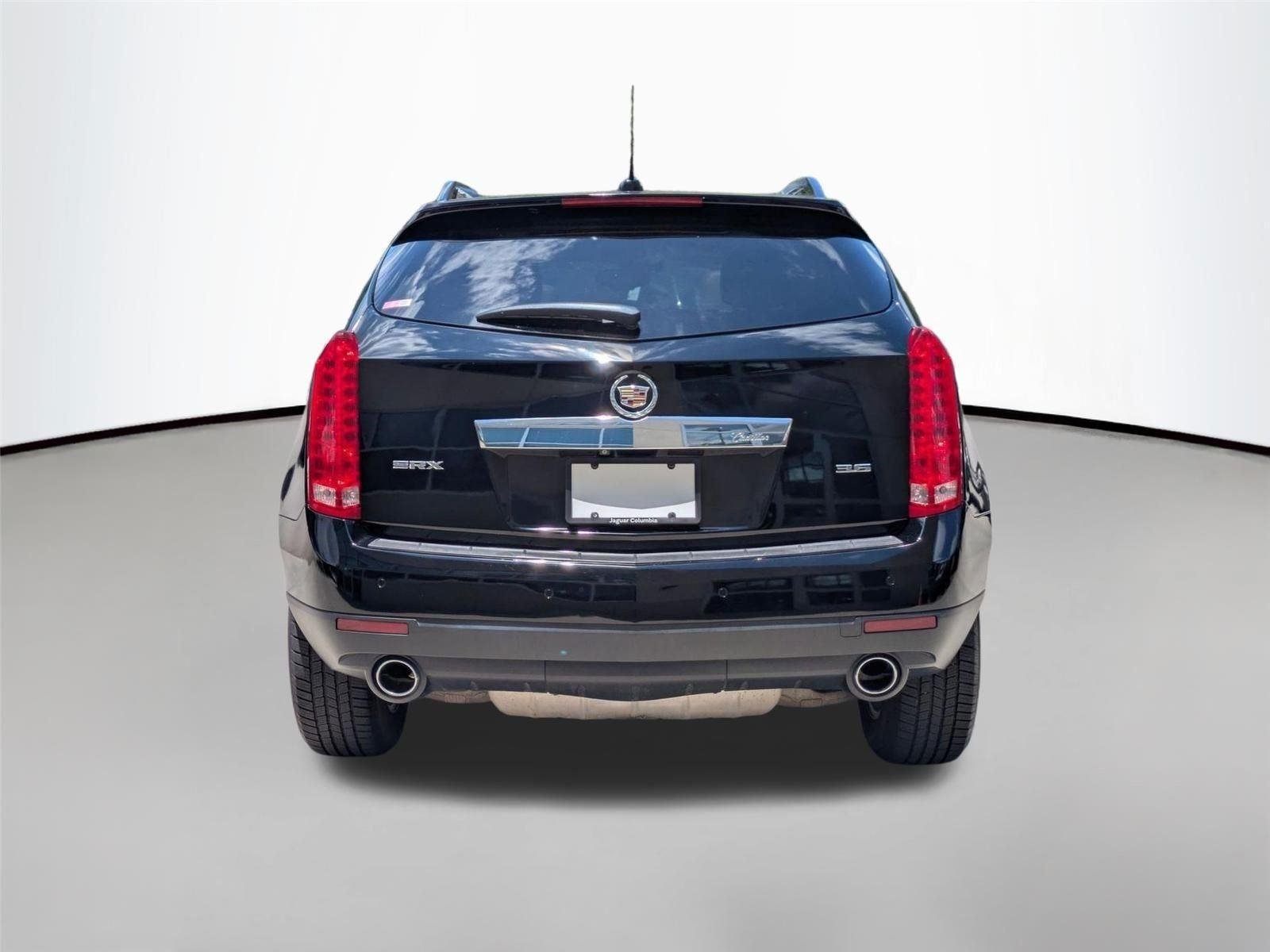 Used 2016  CADILLAC LUXU image 6