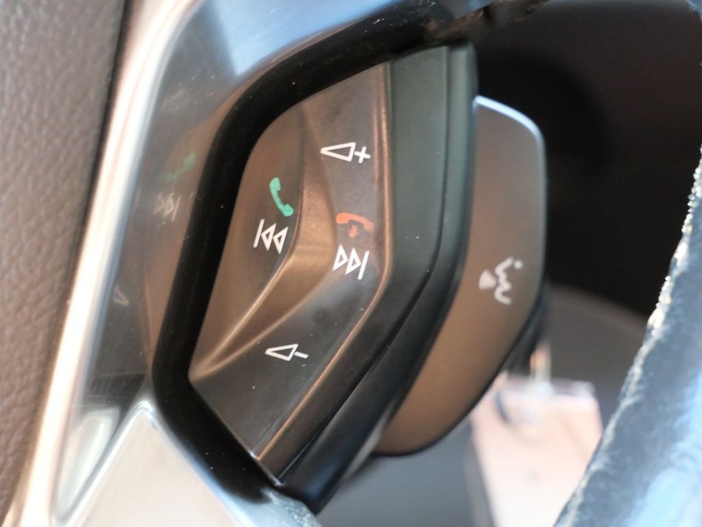 Used 2015 White Ford Base image 23