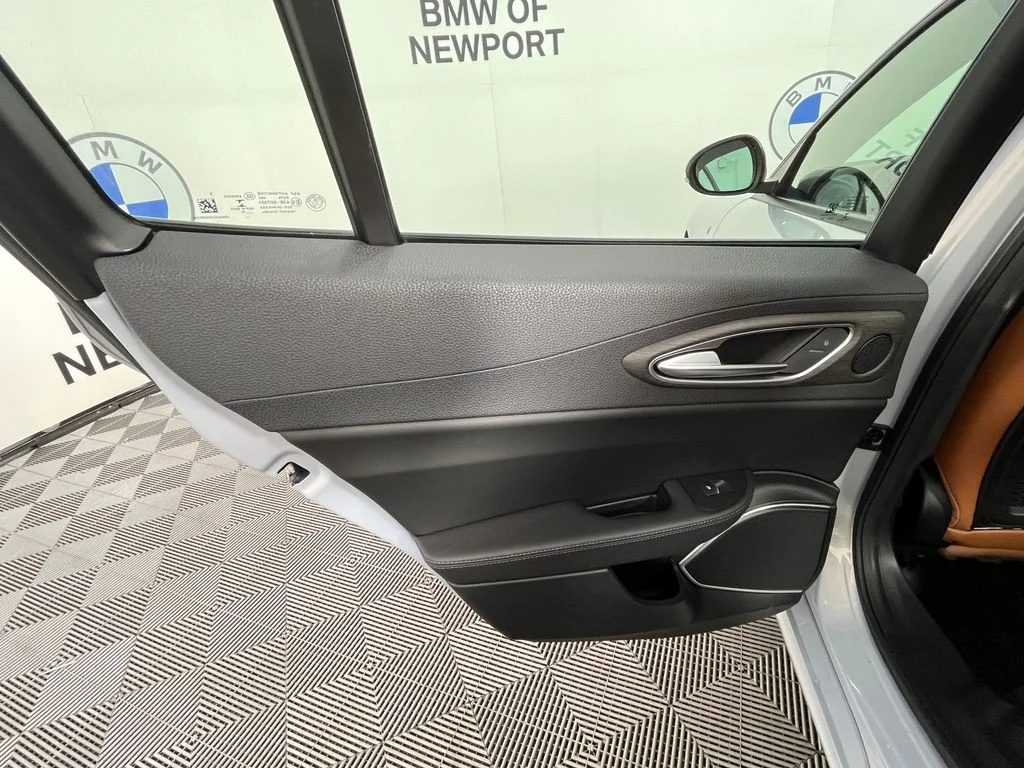 Used 2022 Gray Alfa Romeo Ti image 23
