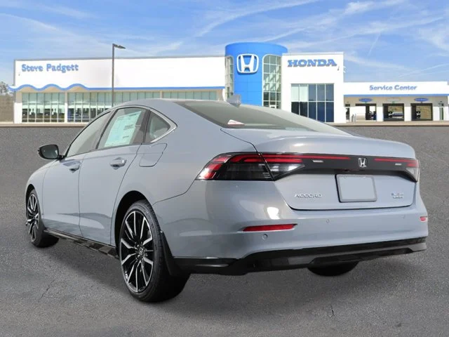 New 2026 Urban Gray Pearl Honda Touring image 4