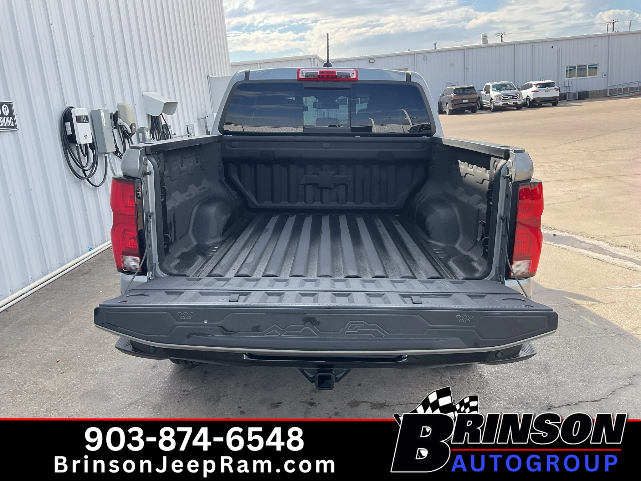 Used 2024 Sterling Gray Metallic Chevrolet 4WD Z71 image 10