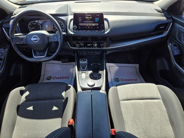 Used 2025 Beige/tan Nissan SV image 14