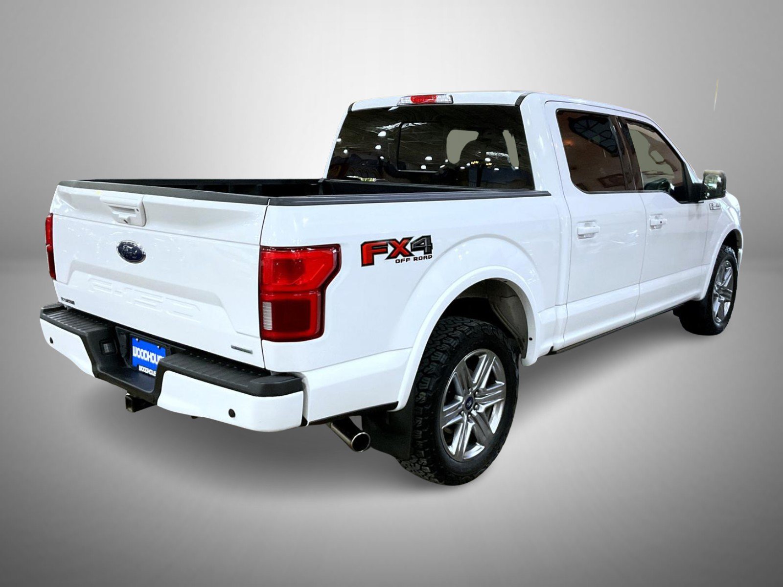Used 2018 White Ford Lariat image 5