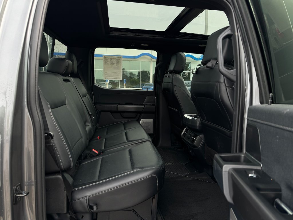 Used 2024 Carbonized Gray Metallic Ford Lariat image 20