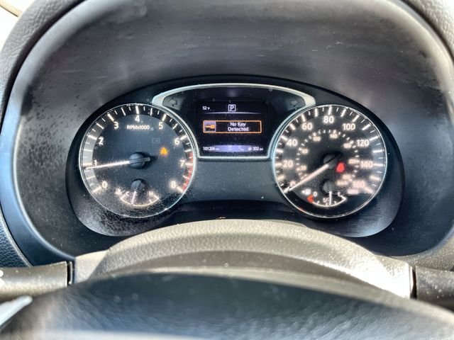 Used 2017 Blue Nissan 2.5 SV image 12