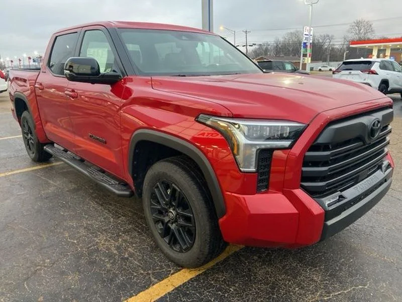 2026 Toyota Tundra Limited - Photo 7