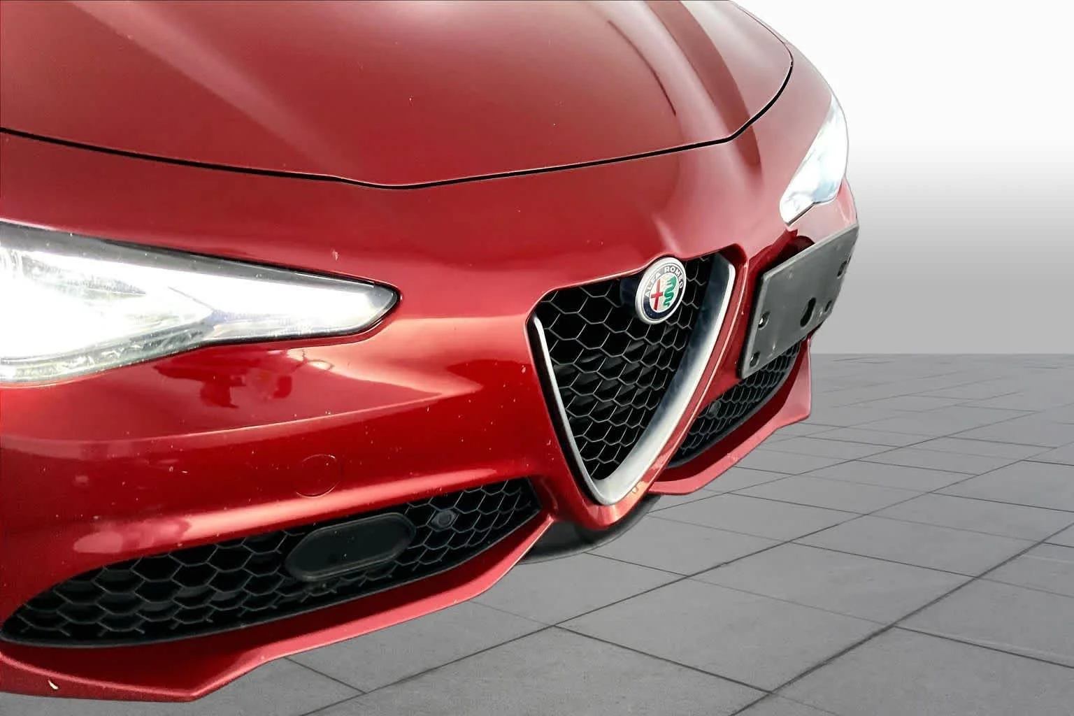 Used 2018 Alfa Rosso Alfa Romeo Ti Sport image 29