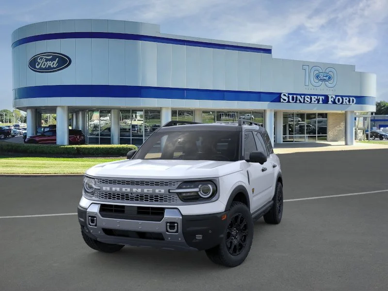 New 2026 Oxford White Ford Badlands image 2