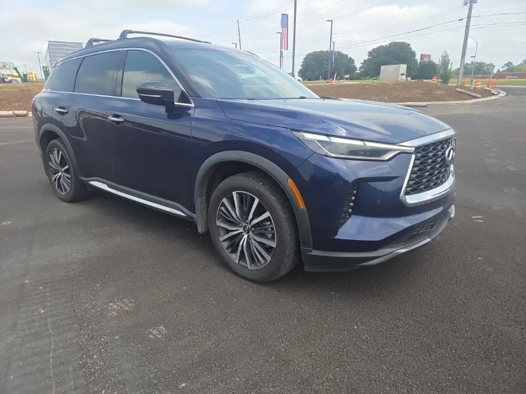 Used 2024 Blue INFINITI Autograph image 20