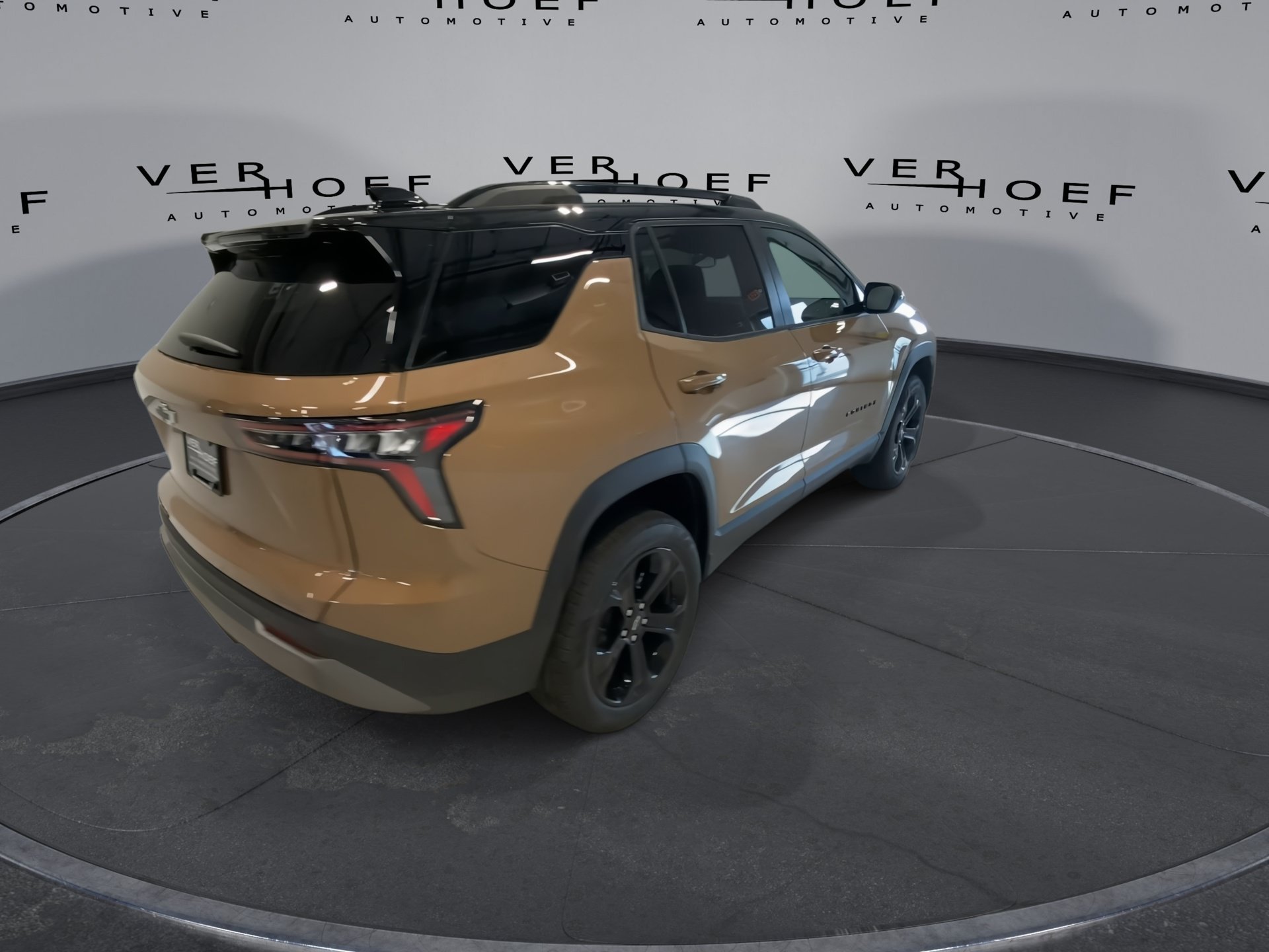 2027 Chevrolet Equinox LT - Photo 8