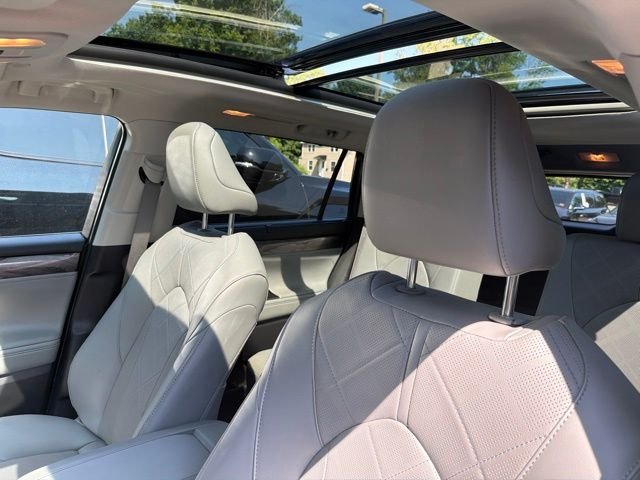 Used 2025 Black Toyota Platinum image 7