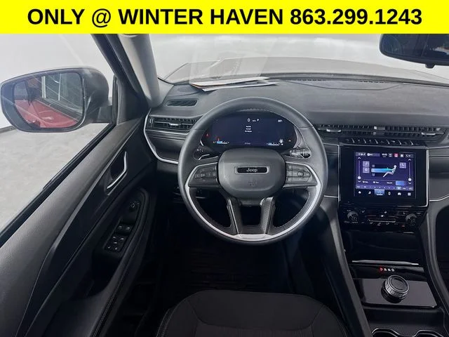 Used 2023 Red Jeep Laredo X image 20