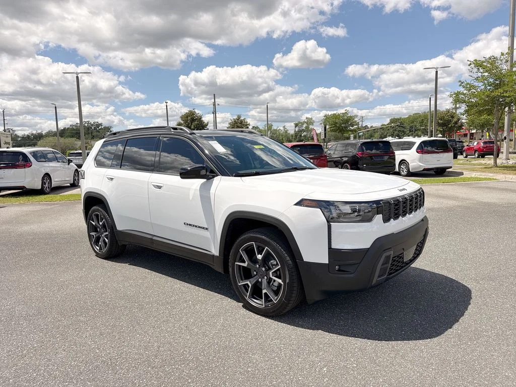 2026 Jeep Cherokee Overland HEV 4X4's photo