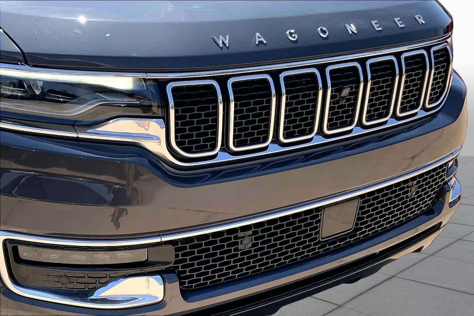 Used 2022 Baltic Gray Metallic Clearcoat Jeep Series I image 28