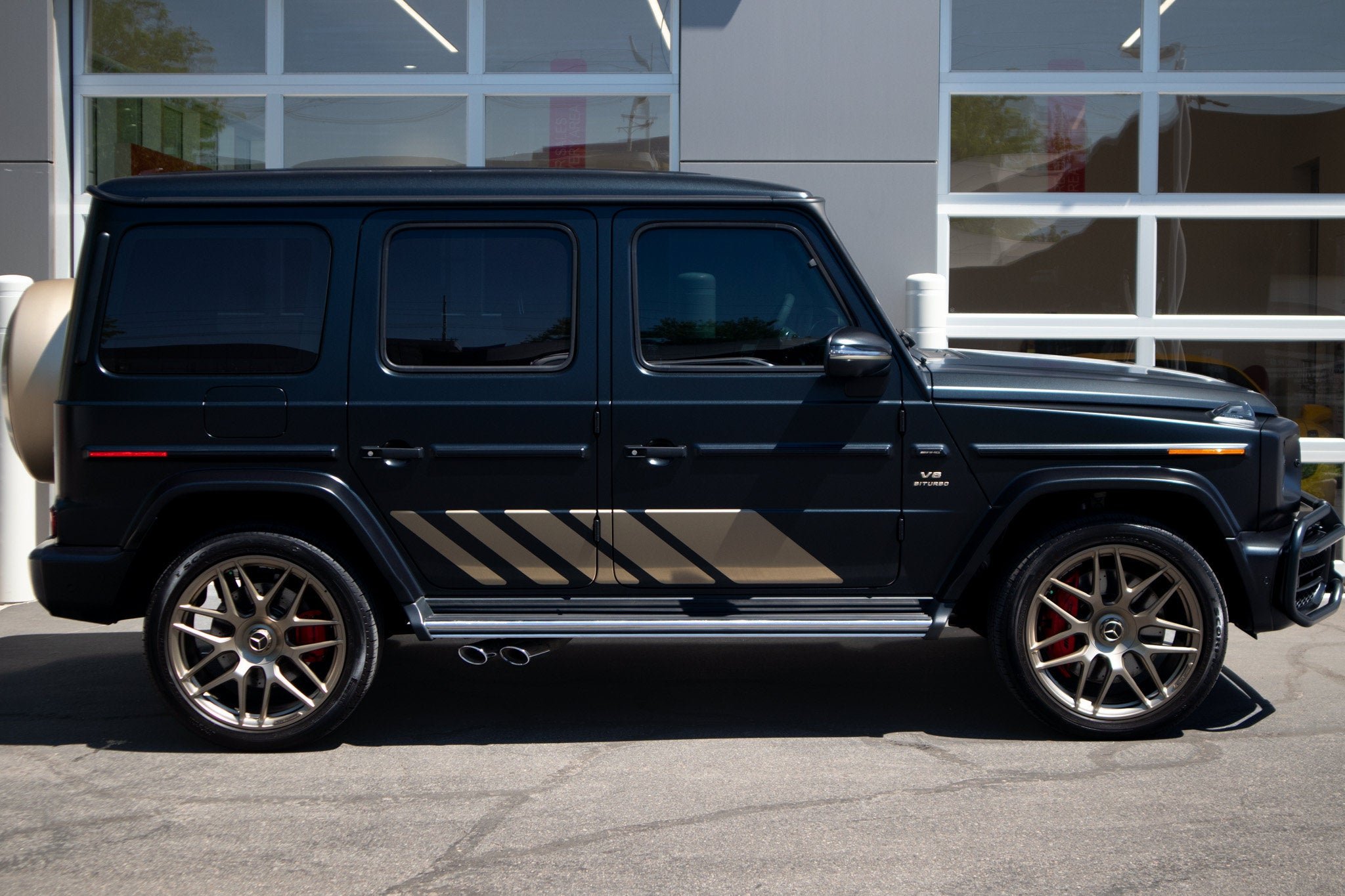 Used 2024 MANUFAKTUR Night Black Magno Mercedes-Benz AMG® G 63 4MATIC SUV image 8