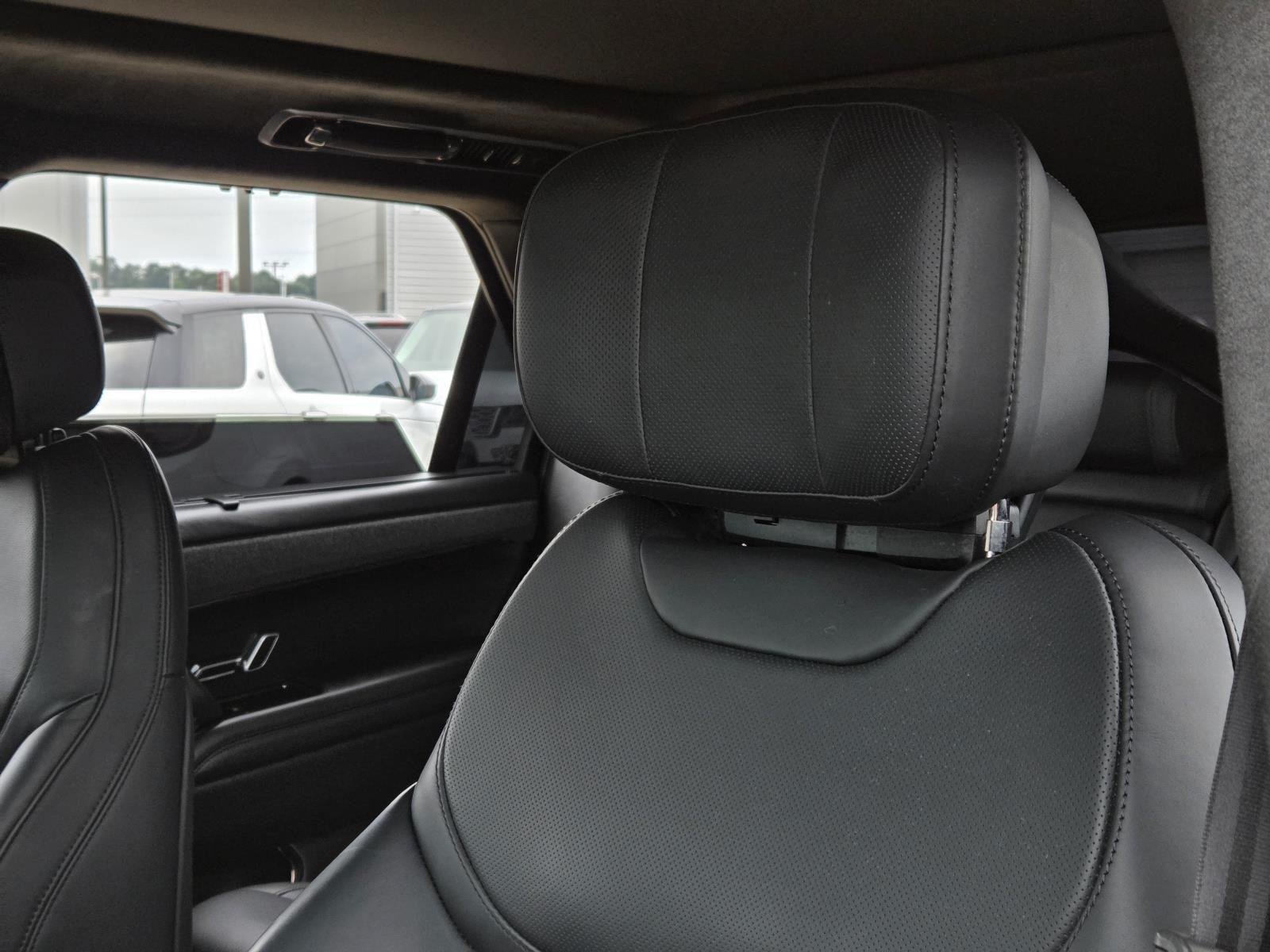 Used 2024 Santorini Black Metallic Land Rover Autobiography image 28