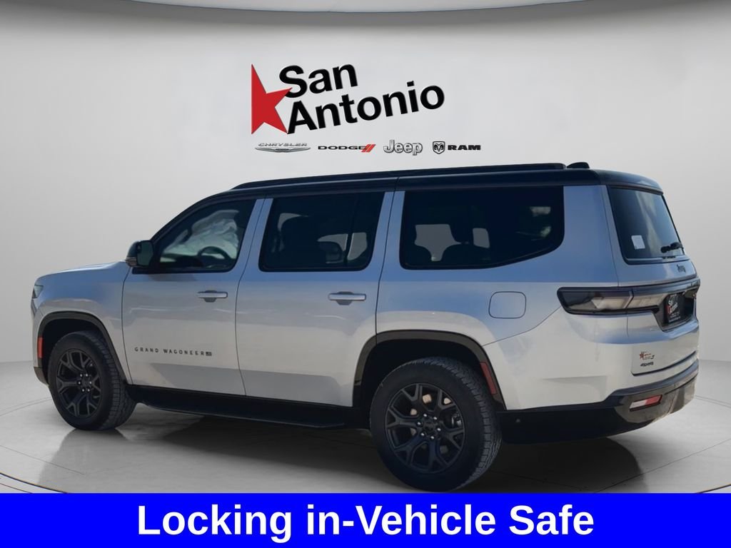 New 2026 Silver-Zynith Exterior Paint Jeep Upland image 10