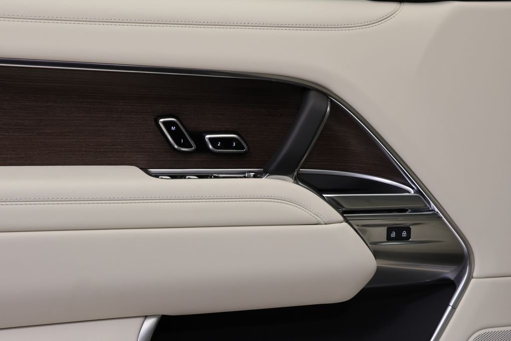 2026 Land Rover Range Rover SE - Photo 26