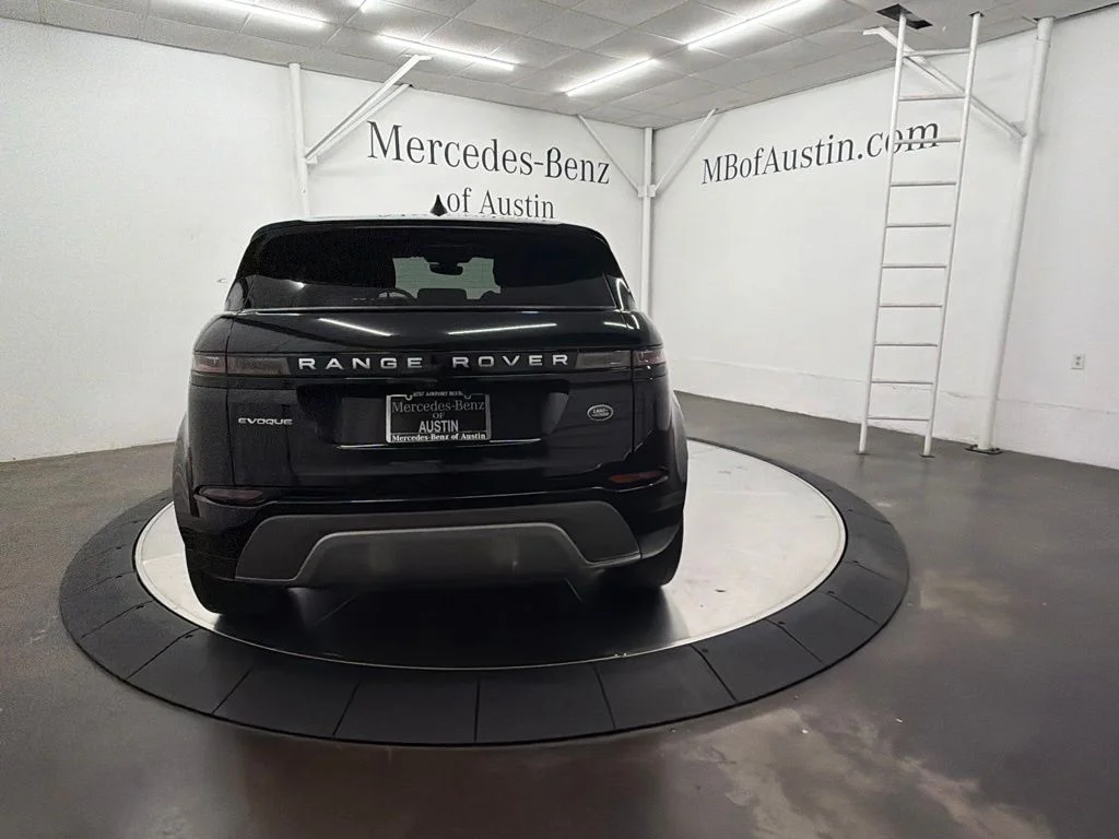 Used 2023 Black Land Rover SE image 6