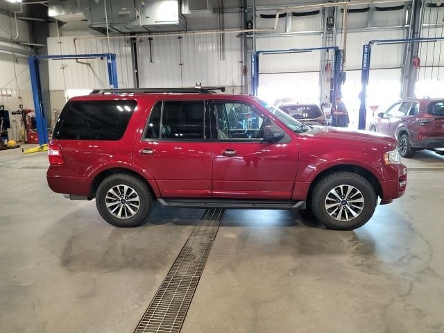 Used 2015 Ruby Red Metallic Ford XLT image 8