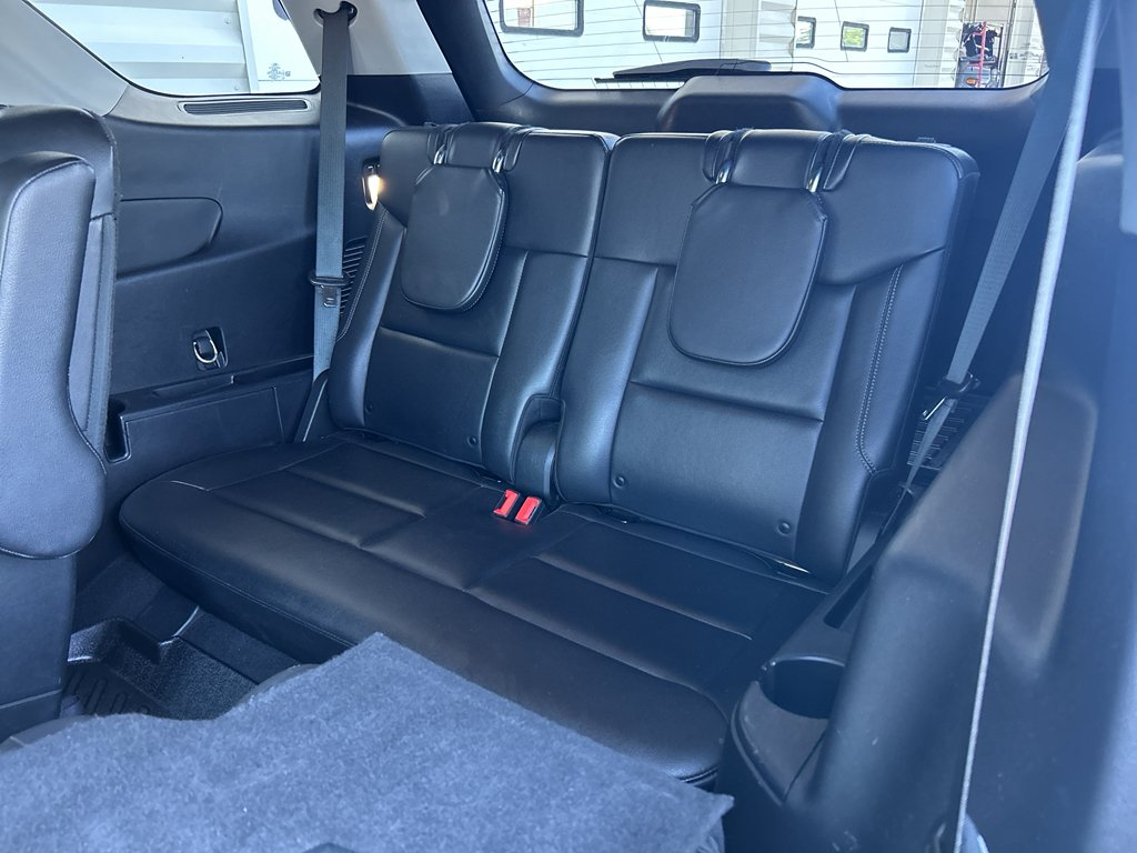 Used 2021 Black Ford Limited image 14