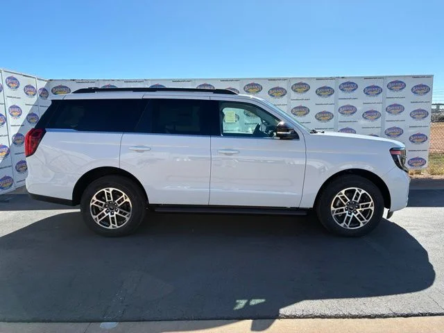 2026 Ford Expedition Active 4x4's photo