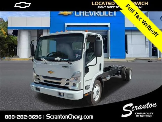 2025 Chevrolet Low Cab Forward 5500 XG 