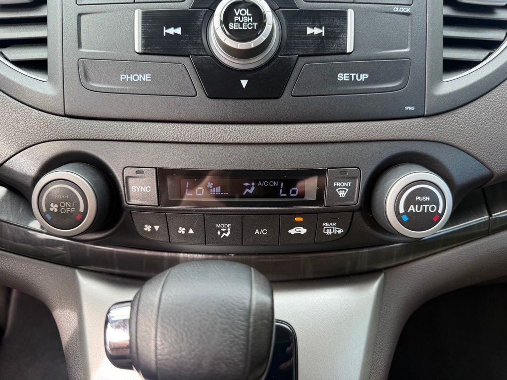 Used 2013  Honda EX-L image 28