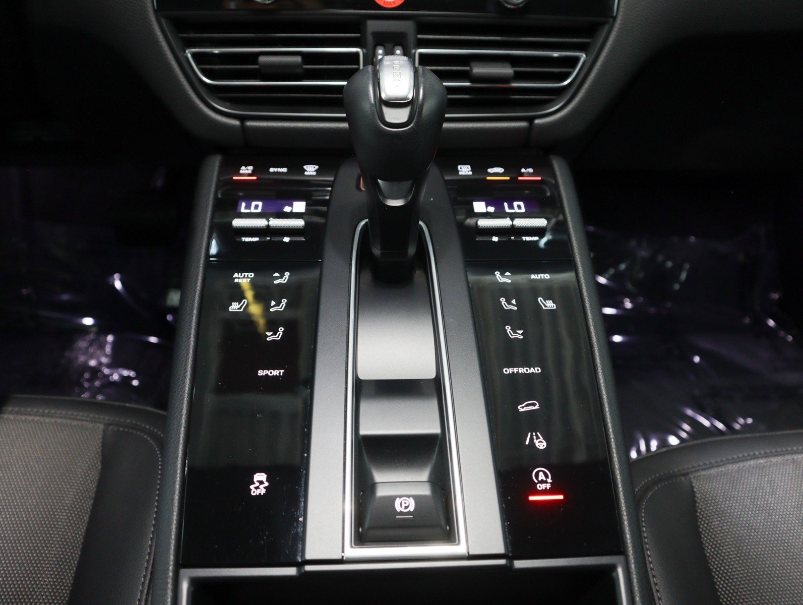 Certified Used 2023 White Porsche  image 21