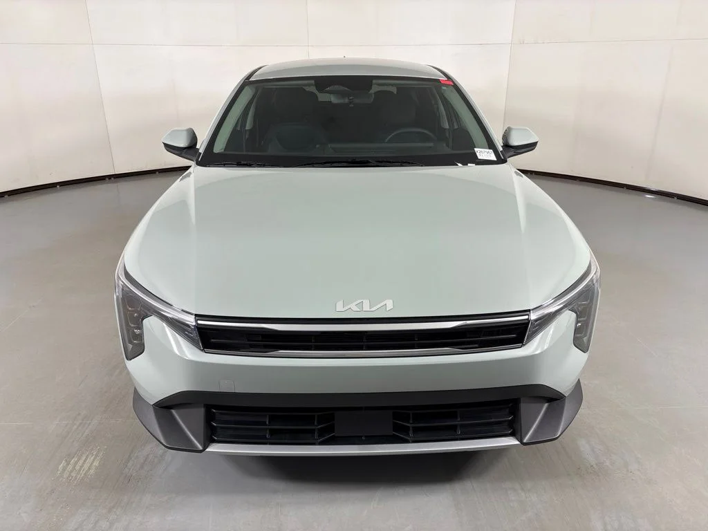 New 2026 Morning Haze Kia EX image 3