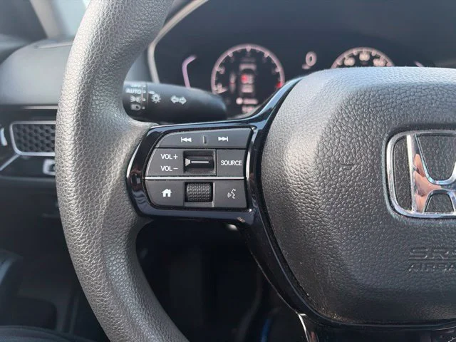 Used 2023 Lunar Silver Metallic Honda LX image 13