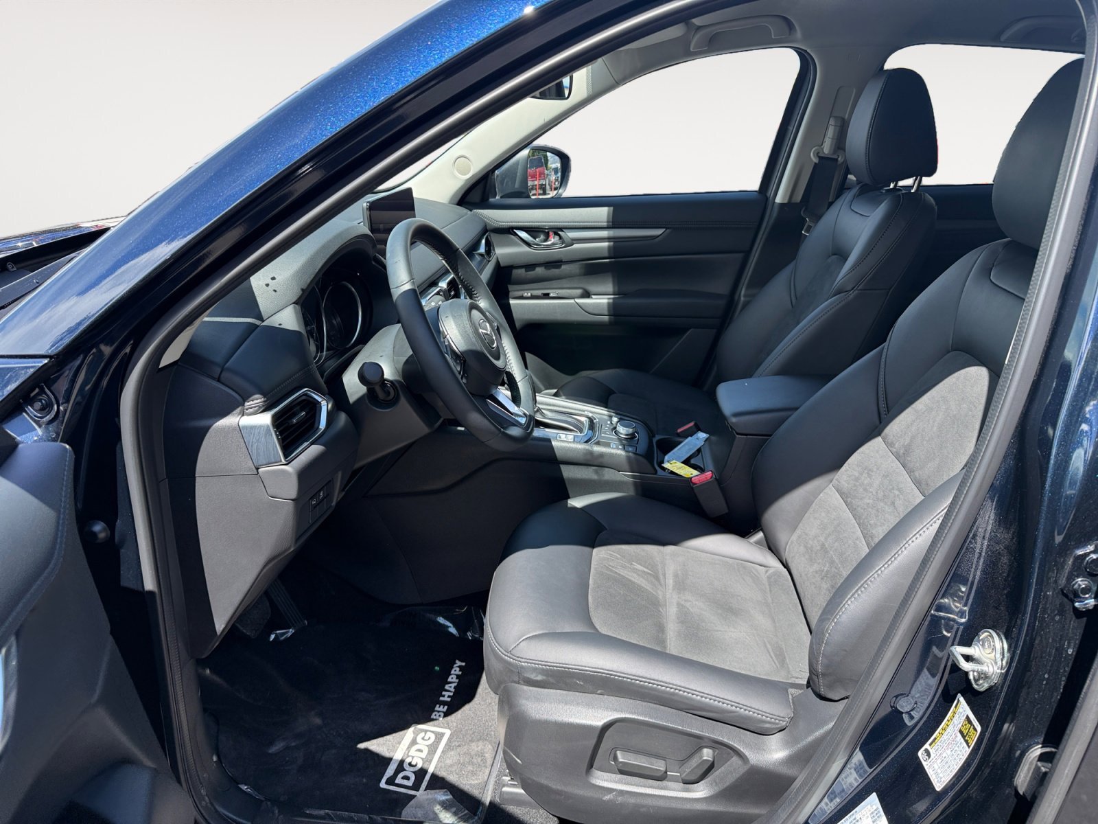 Used 2021 Deep Crystal Blue Mica Mazda Touring image 10