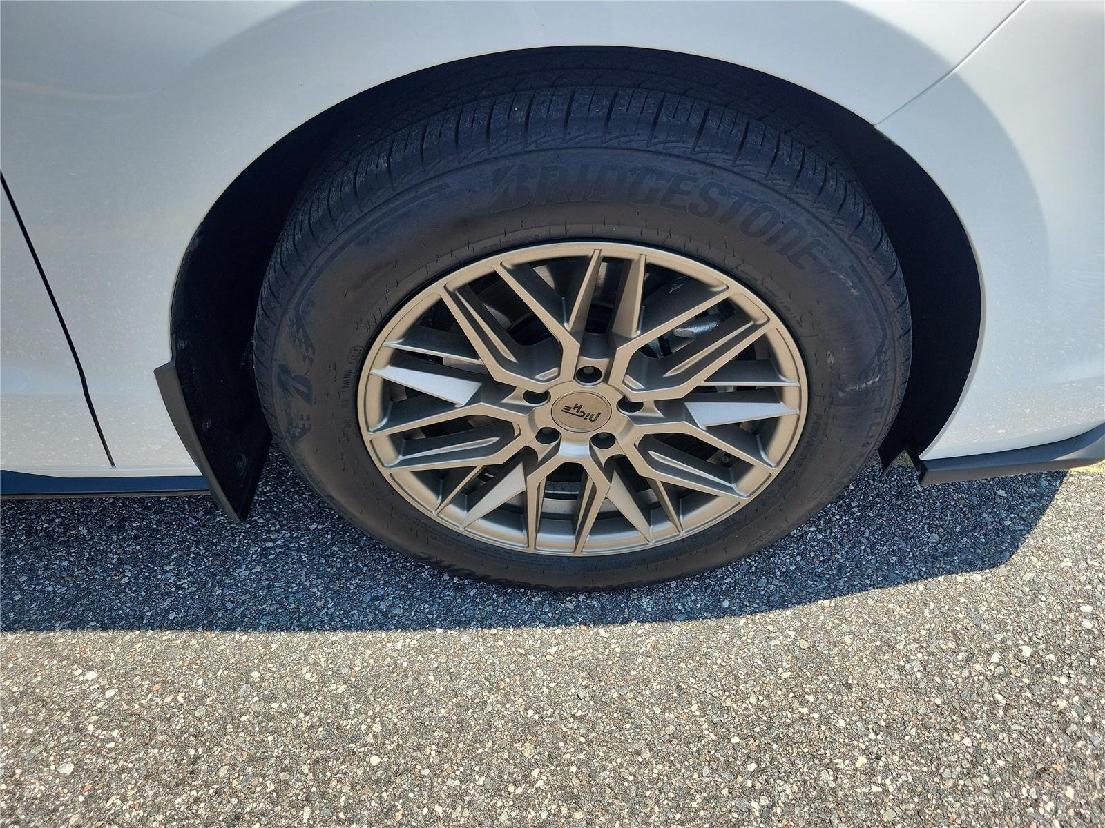 Used 2026 Ice Cap Toyota XSE image 6