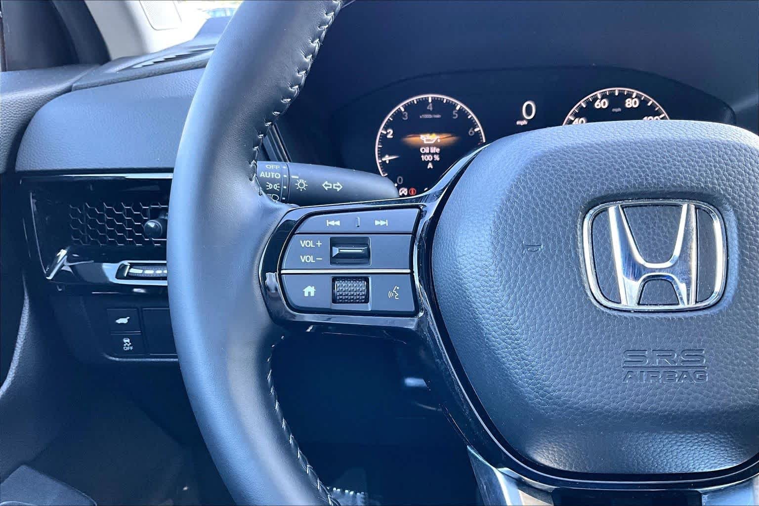 Used 2025 Meteorite Gray Metallic Honda EX-L image 22