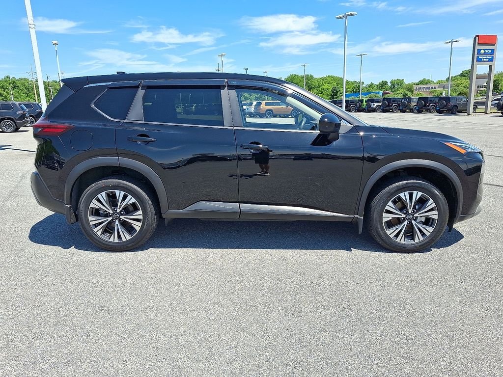 Used 2023 Black Nissan SV image 8