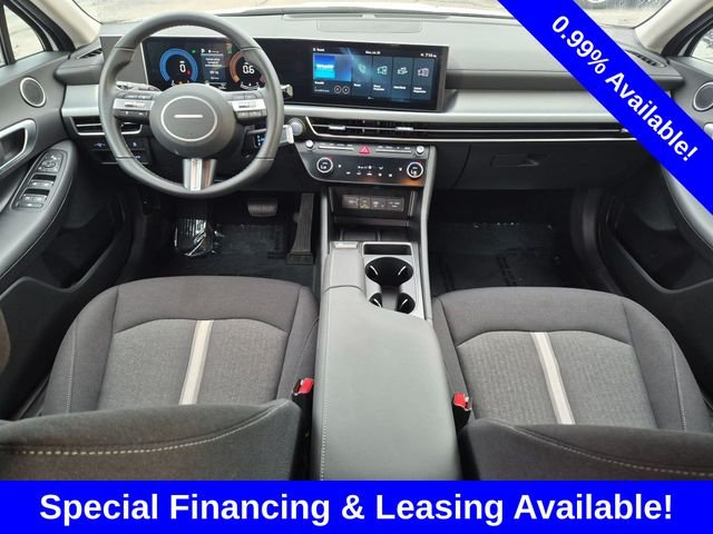 Used 2026 White Hyundai SEL Sport image 23