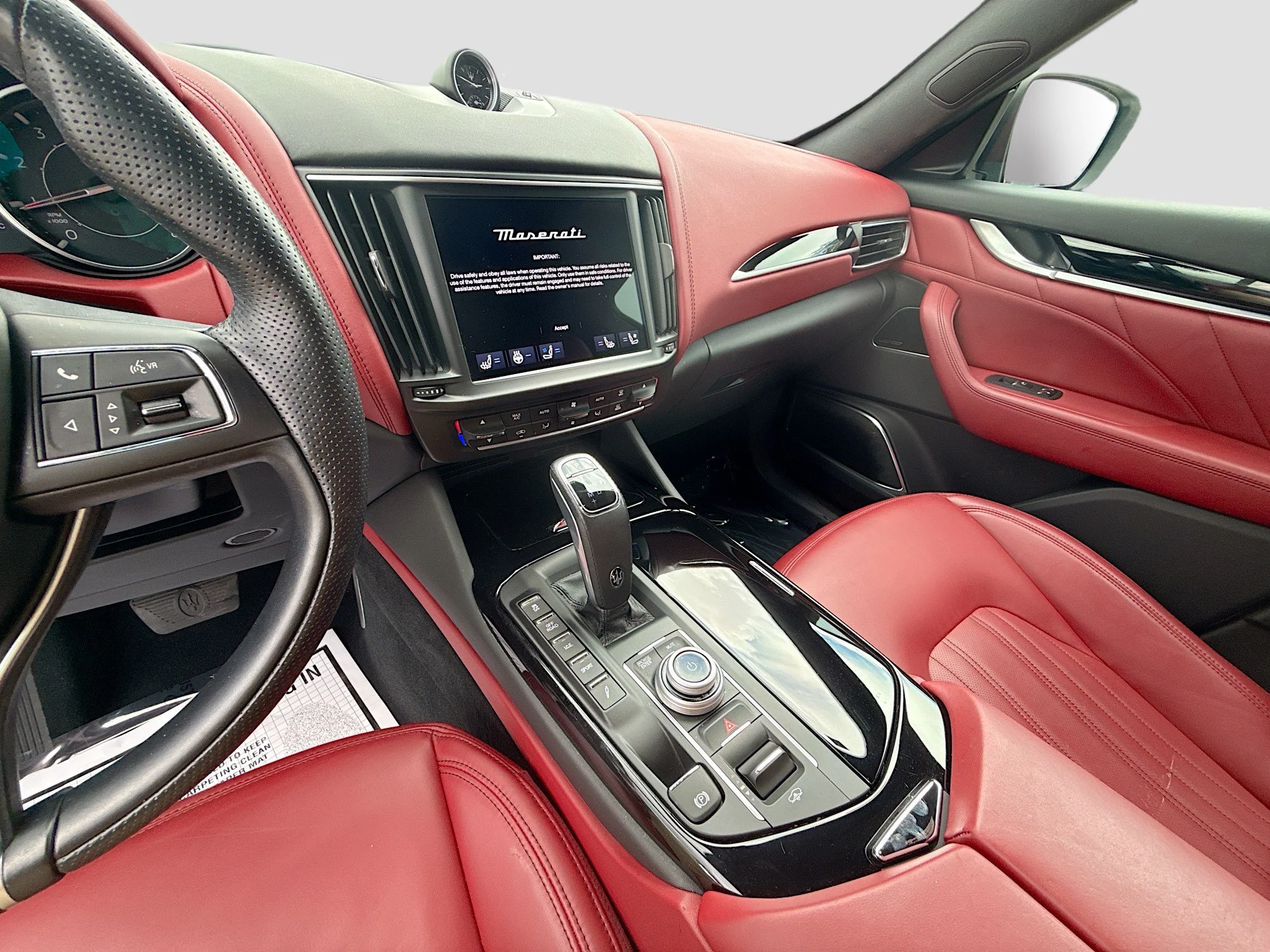 Used 2022 Bianco Maserati GT image 27