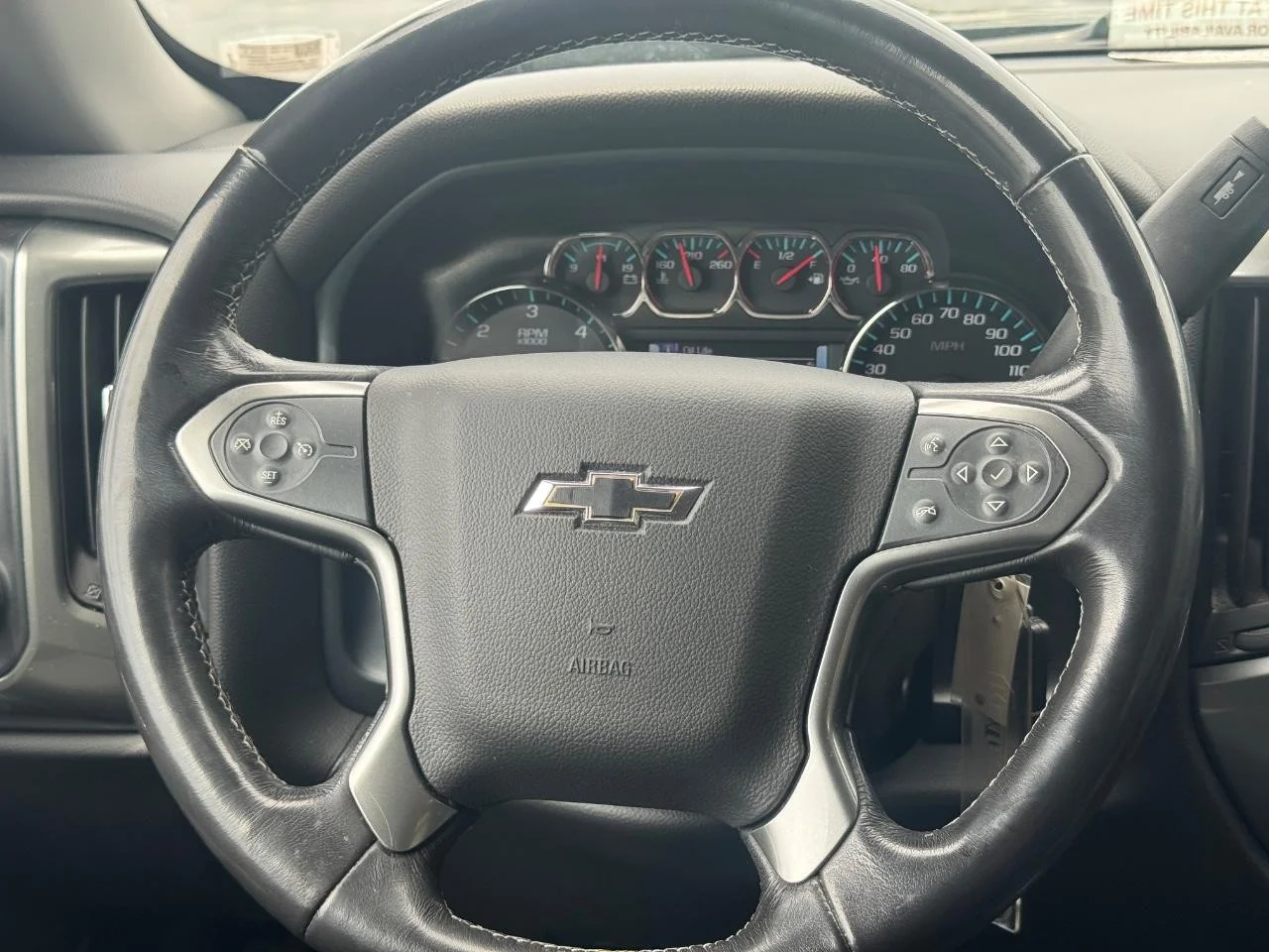 Used 2018 Graphite Metallic Chevrolet LT image 13