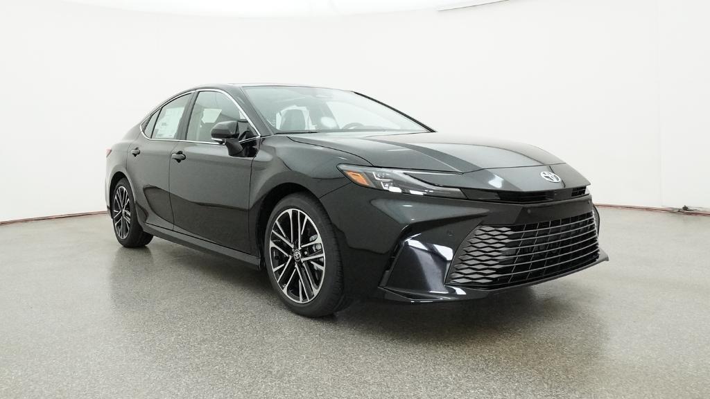 New 2026 Midnight Black Metallic Toyota XLE image 4