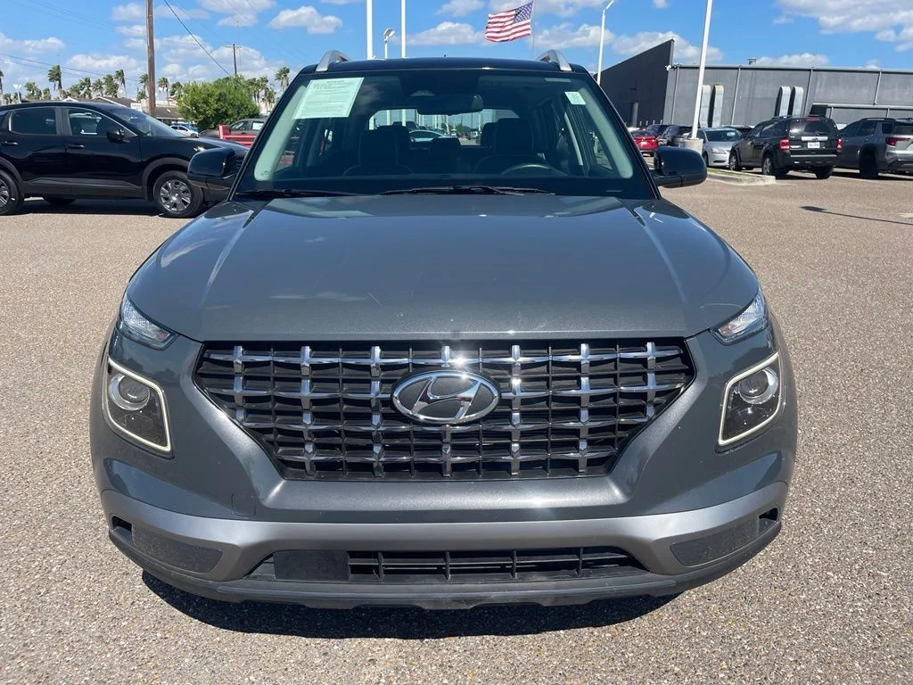 Used 2024 Gray Hyundai Limited image 2