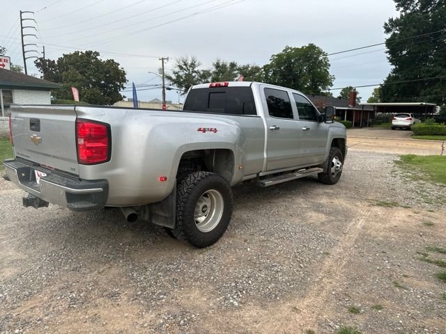 Used 2019 Silver Chevrolet LTZ image 13