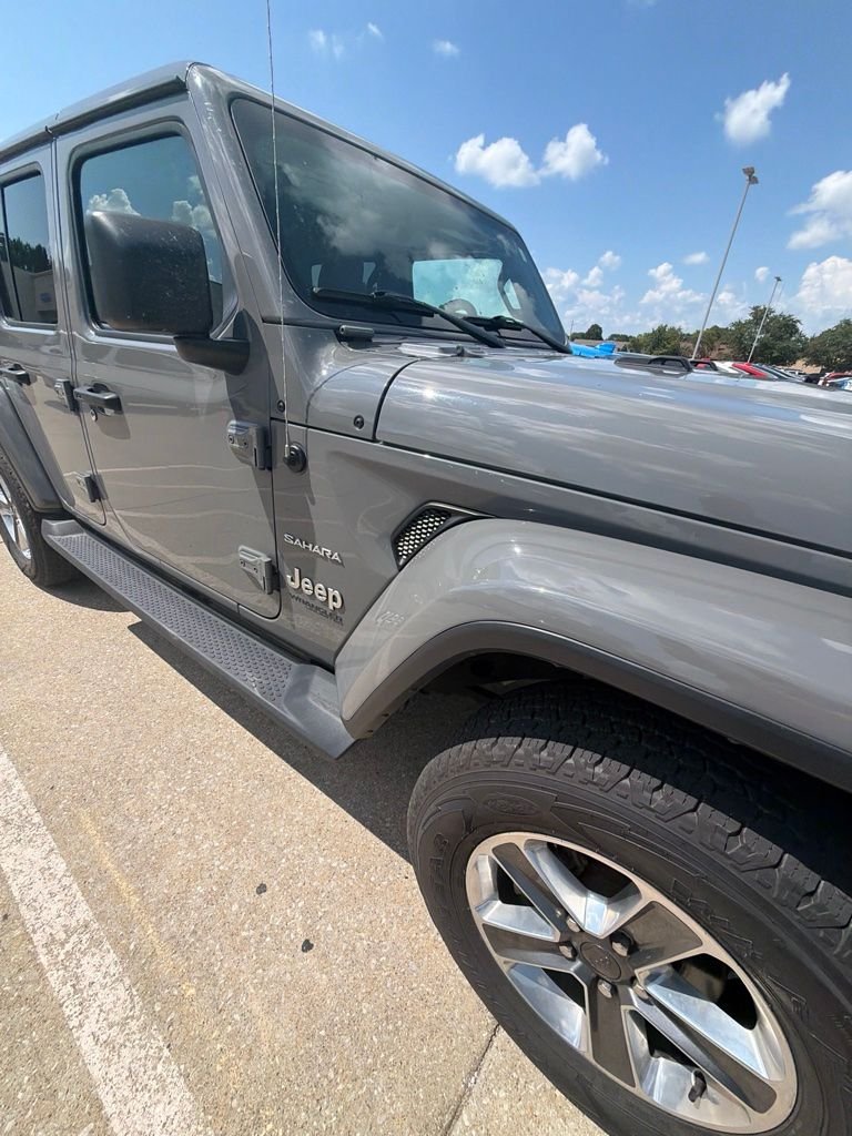 Used 2021 Sting-Gray Clearcoat Jeep Unlimited Sahara image 12
