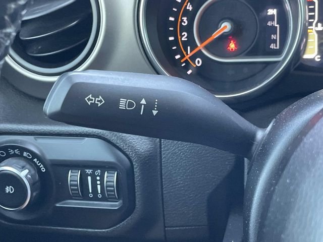 Used 2020 Gray Jeep Unlimited Sport S image 23