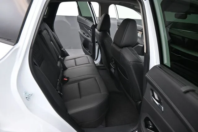 New 2026 Everest White Pearl TriCoat Nissan Platinum image 15