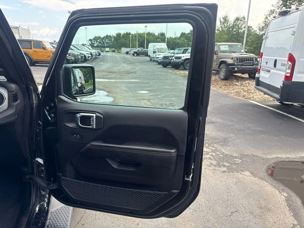 Used 2025 Black Jeep Sahara 4xe image 53