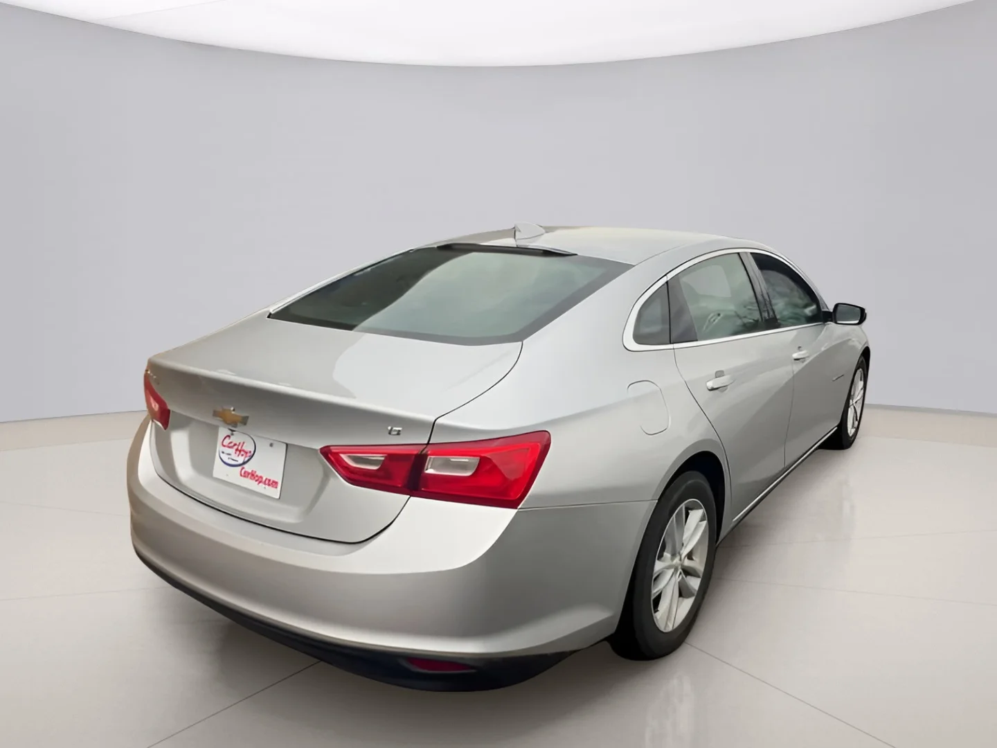Used 2017 Silver Chevrolet 1LT image 8