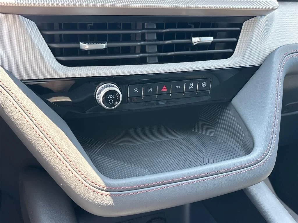 New 2026 Carbonized Gray Metallic Ford Active image 33