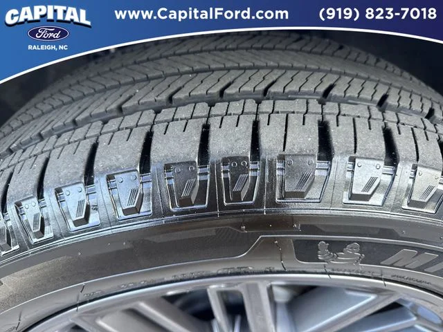 Used 2025 White Ford Platinum image 13